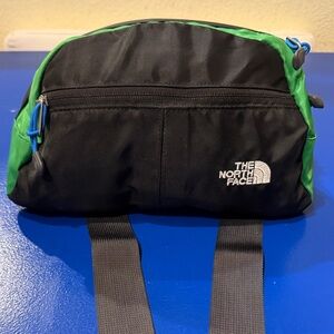 The North Face Bozer Hip Pack III Black Green Streetwear Belt Bag EUC